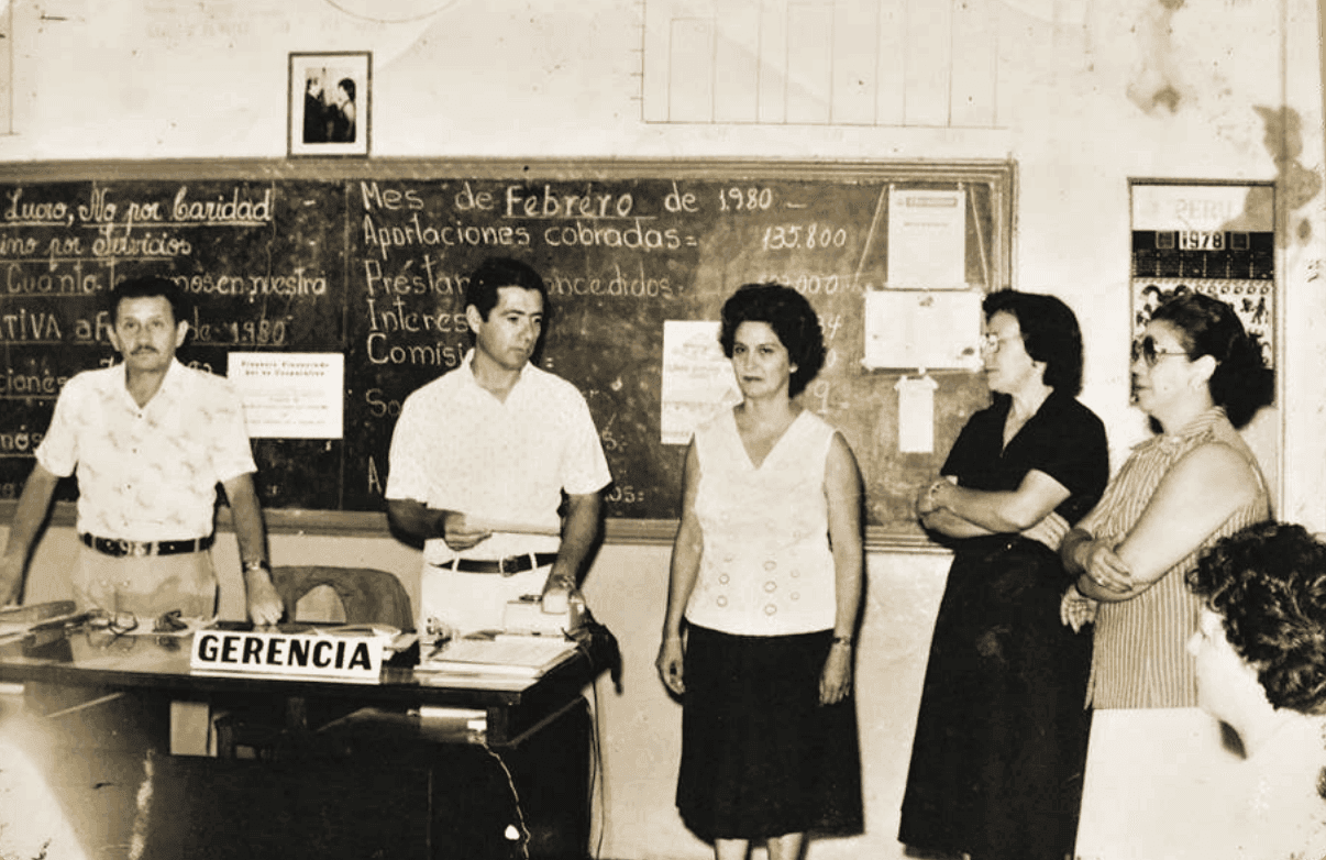 COOPEDUC en 1985 — asamblea histórica